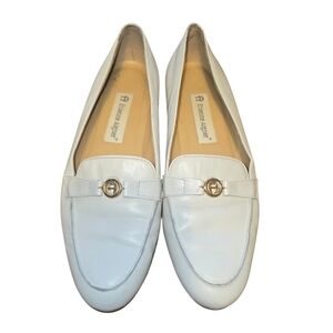 Etienne Aigner Vintage Leather Slip On Loafers Cream Gold Logo Hardware Size 7.5